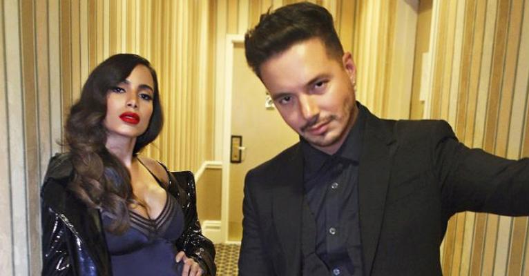 Anitta se emociona ao agradecer ajuda de J Balvin: “Você me ergueu a mão quando eu já não tinha mais esperanças”