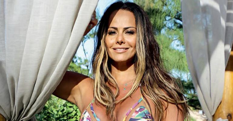 [EXCLUSIVO em CARAS] Viviane Araújo comenta fim de namoro: “Continuamos amigos e bola pra frente”