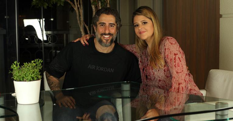 Marcos Mion relembra época de’ Sandy & Junior’ e se emociona ao falar da família