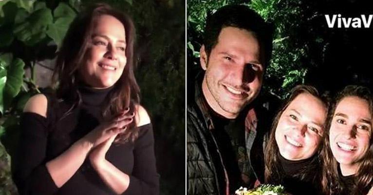 Discreta, Vivianne Pasmanter comemora 47 anos com amigos