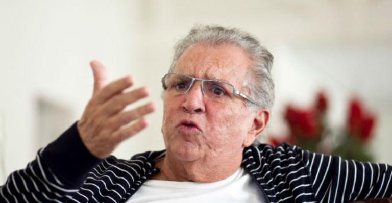 Carlos Alberto de Nóbrega passa por perrengue em Orlando: “Me senti um traficante. Sai atordoado”