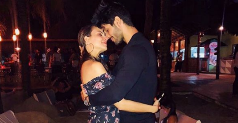 Ex-BBB Lucas Fernandes e a noiva, Ana Lúcia, reatam romance