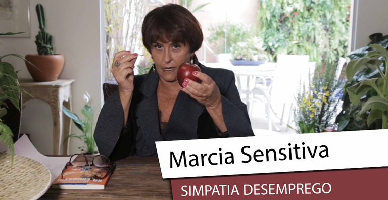 Márcia Sensitiva ensina simpatia para conseguir emprego e promoção no trabalho