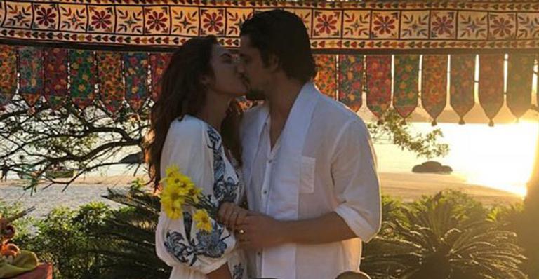 Bruno Gissoni e Yanna Lavigne se casam no Rio