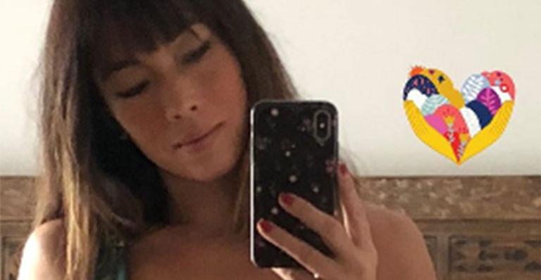 Aos 40 anos, Danni Suzuki exibe corpo de mocinha em foto de biquíni