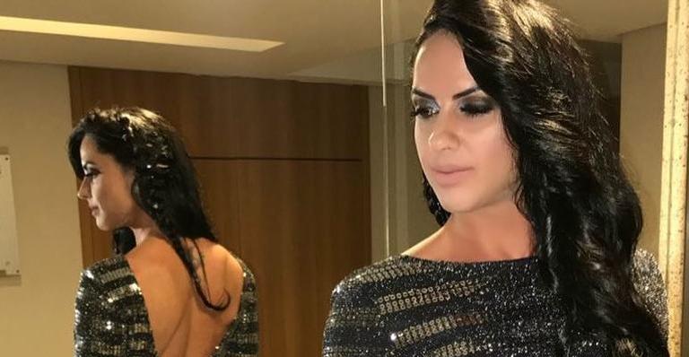 Graciele Lacerda choca fãs com look matador ao lado de carrão de quase R$ 1 milhão