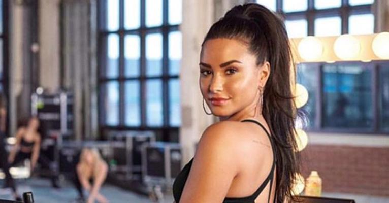 Demi Lovato cancela show em Londres por problemas nas cordas vocais