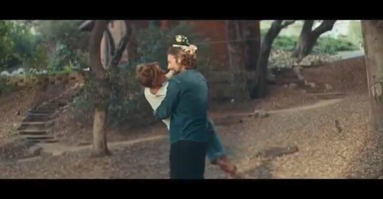 Lady Gaga e Bradley Cooper protagonizam primeiro trailer de ‘Nasce Uma Estrela’