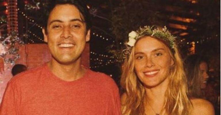 Carolina Dieckmann faz declaração carinhosa para Bruno De Lucca: “Não fique muito longe de mim”