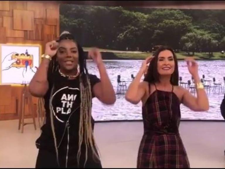 Ao lado de Ludmilla, Fátima Bernardes se joga na coreografia de ‘Din Din Din’