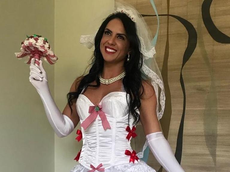 Graciele Lacerda, namorada de Zezé Di Camargo, revela vestido de noiva: “Oficialmente casada”