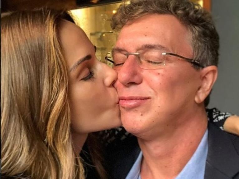 Boninho ganha declaração apaixonada de Ana Furtado e responde: “Minha simplesmente vida”