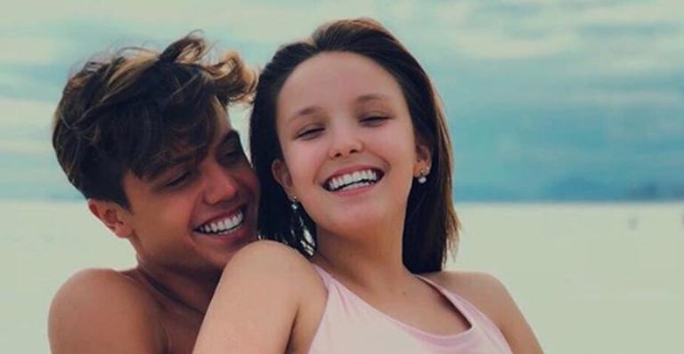 Larissa Manoela e Leo Cidade celebram 6 meses de namoro
