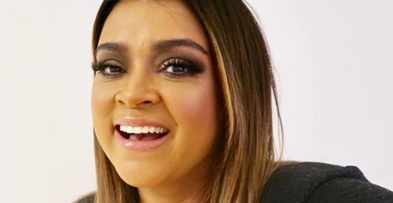 Preta Gil exibe corpão e sensualiza de lingerie