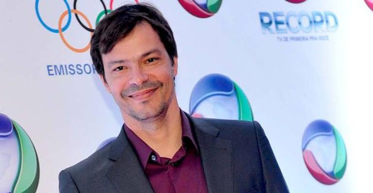 Após 15 anos, Heitor Martinez volta para a TV Globo