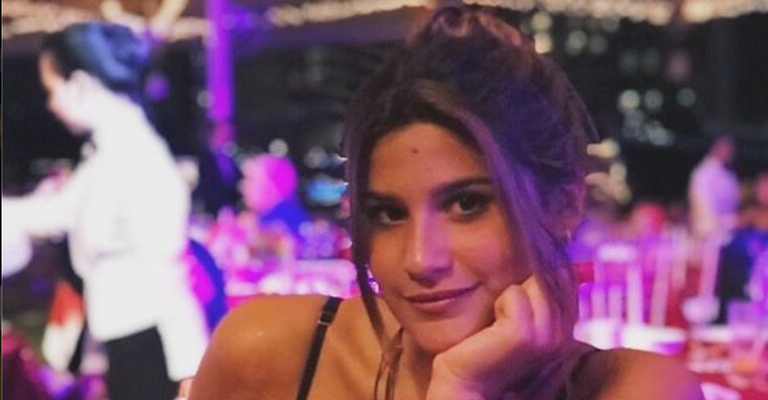 Giulia Costa relembra momento com o pai, Marcos Paulo, ao se declarar para a irmã