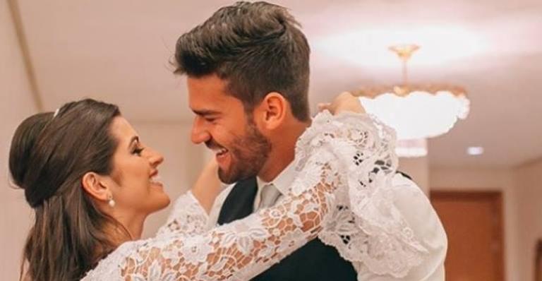 Mulher de Alisson comemora vitória do Brasil e três anos de casamento