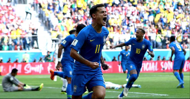 Philippe Coutinho comemora partida e recebe o carinho da torcida e de famosos: ”Essa Copa é sua”