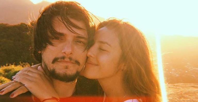 Bruno Gissoni e Yanna Lavigne curtem viagem romântica no Ceará