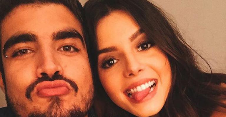 Giovanna Lancellotti posa com Caio Castro na Rússia e fãs shippam casal