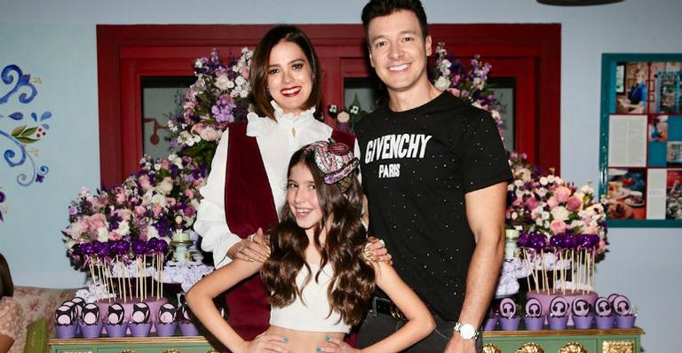 Com apenas 10 anos, filha de Rodrigo Faro se lança como Youtuber