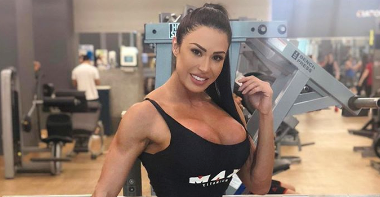 Gracyanne Barbosa entrega como conquistou barriga ultratrincada e deixa dica para fãs