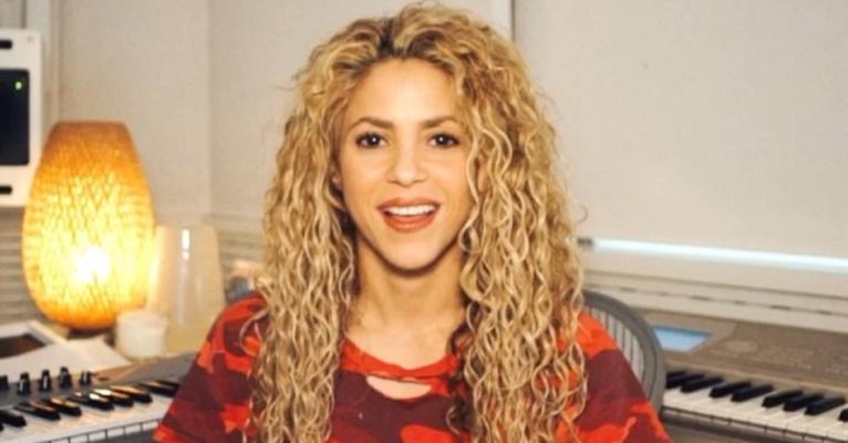 Shakira aparece frenética comemorando classificação da Colômbia na Copa do Mundo