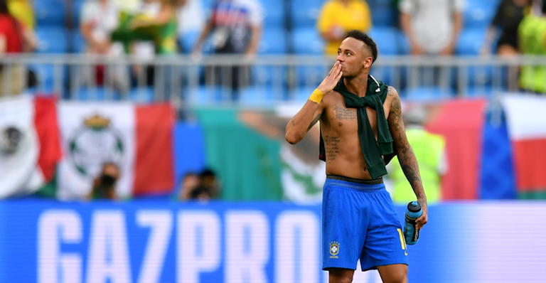 Tudo o que Neymar conseguia pensar após a partida contra o México foi… Bruna Marquezine