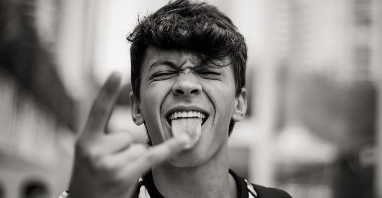 Youtuber Cocielo perde patrocinadores depois de tweet racista
