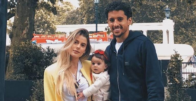 Esposa de Marquinhos rebate seguidora que criticou o modo como ela fala com a filha