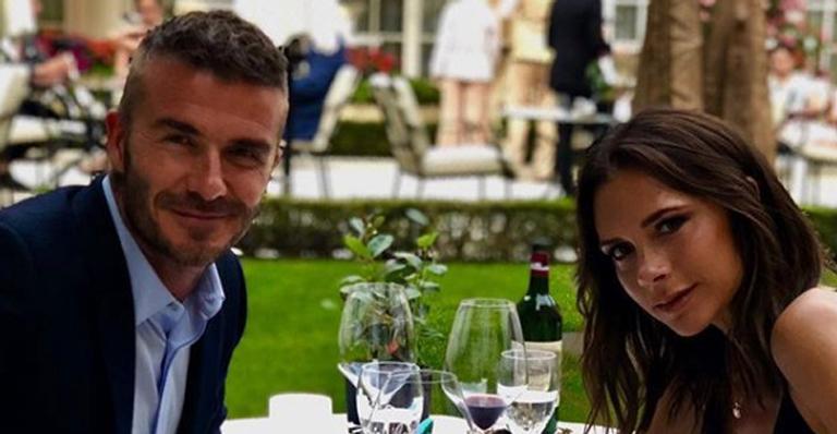 David e Victoria Beckham comemoram 19 anos de casamento