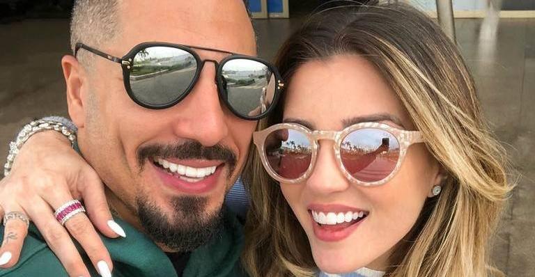 Fernando Medeiros prepara banquete para Aline Gotschalg, que enfrenta problema de saúde