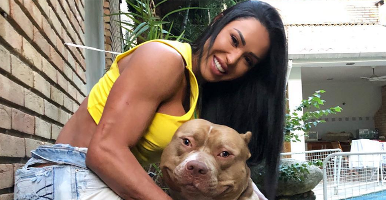Gracyanne Barbosa aposta em nova modalidade de exercícios e impressiona com flexibilidade