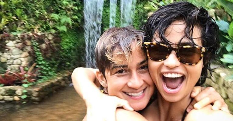 Namorada de Nanda Costa faz desabafo sobre a relação com a atriz