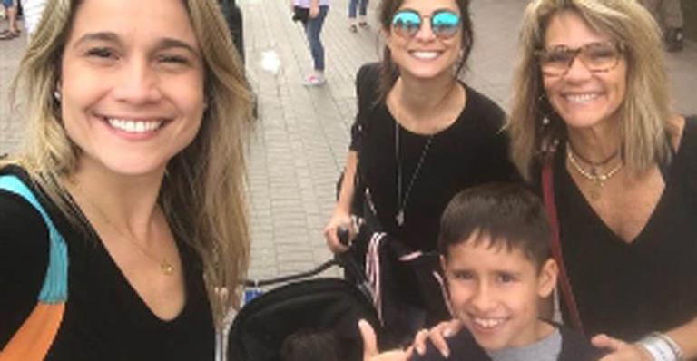 Fernanda Gentil curte a Rússia com a família
