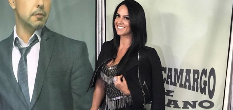 Graciele Lacerda é flagrada na cama, de lingerie, e reflete: ”Desejo de apenas ser feliz”