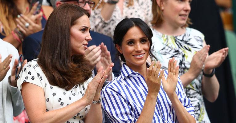 Sem os maridos, Meghan Markle e Kate Middleton assistem aos jogos de Wimbledon