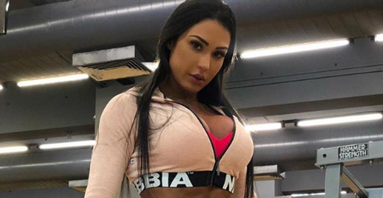 Gracyanne Barbosa abre o jogo sobre acusações de ter sido amante de Belo