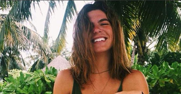 Mariana Goldfarb posa para Cauã Reymond nas Ilhas Maldivas e se declara para o ator