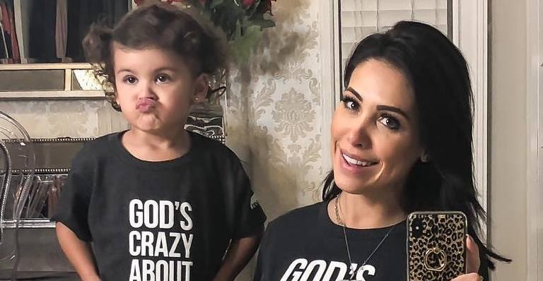 Bella Falconi revela mania inusitada de sua pequena: ”Será que é só a minha filha?”