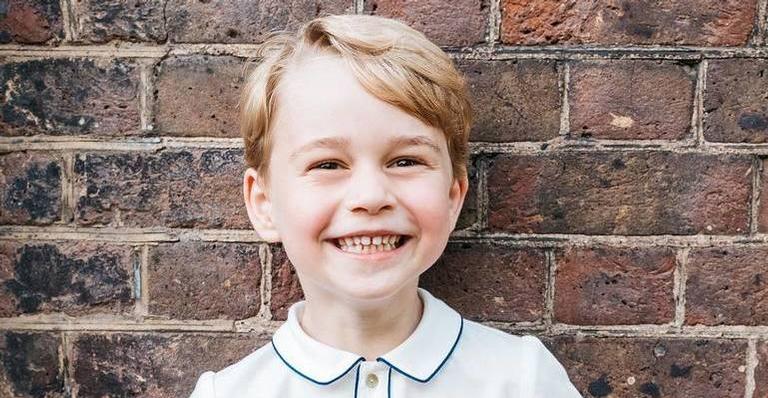 Príncipe George completa 5 anos! Saiba quais regras da realeza ele deve seguir