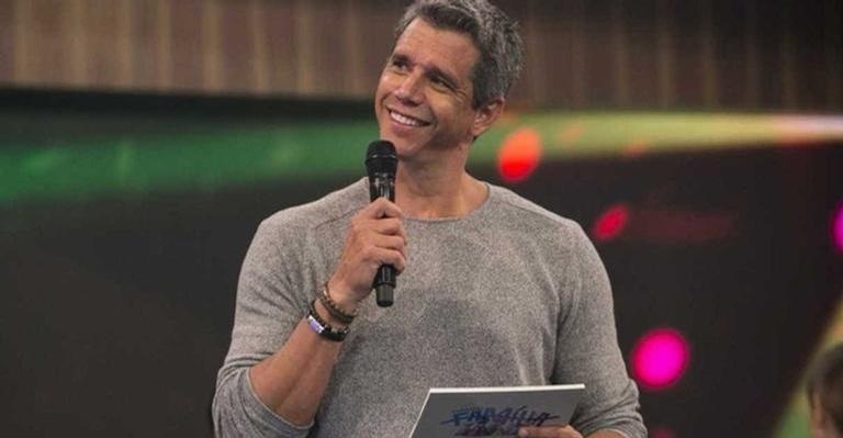 Marcio Garcia faz confusão e chama programa da Record na TV Globo