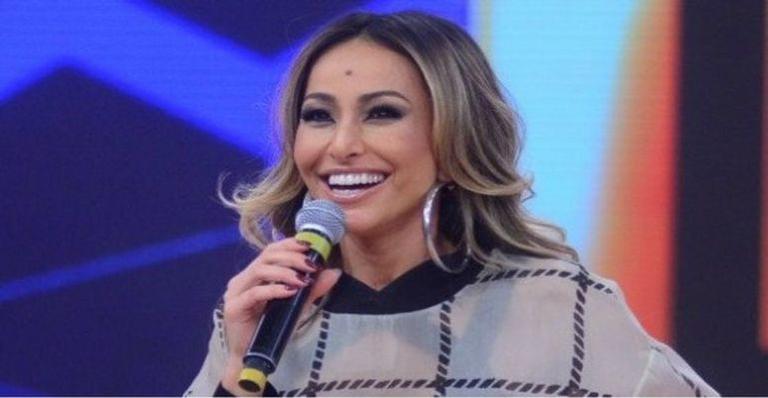 Grávida, Sabrina Sato deixa fãs preocupados com clique inusitado: ”Não faça mais isso”