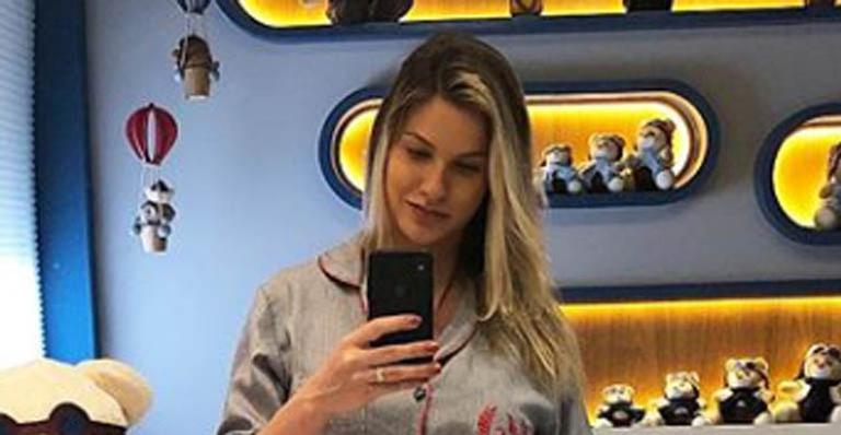 Apenas 5 dias após dar à luz, Andressa Suita mostra seu corpo nas redes sociais