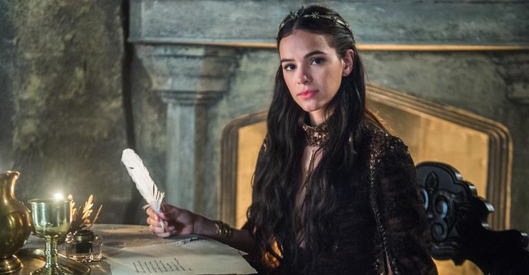 Globo lança final alternativo de ‘Deus Salve o Rei’ em que Bruna Marquezine sobrevive