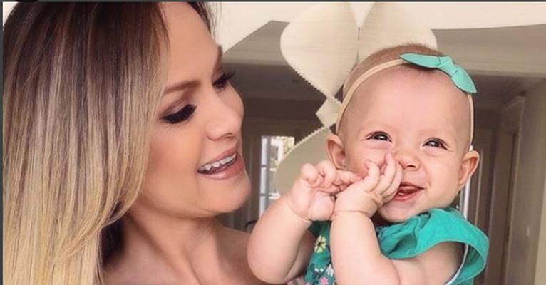 Eliana mostra, em detalhes, decoração do batizado da filha, Manuela