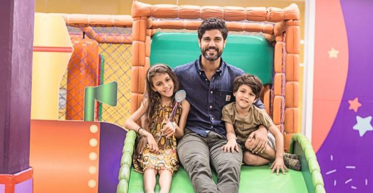 Bruno Cabrerizo revela como deixou a mãe de seus filhos para viver romance com atriz portuguesa