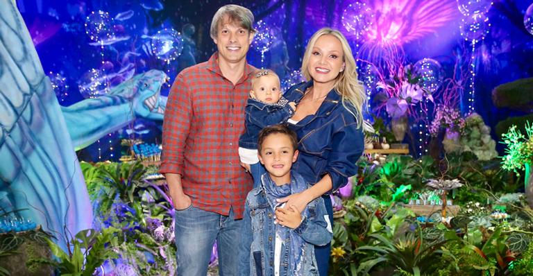 Eliana reúne toda a família para festão de aniversário de 7 anos do filho, Arthur