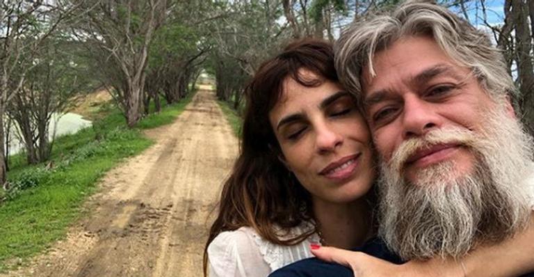 Aniversariante, Fábio Assunção ganha homenagem fofa da namorada, Maria Ribeiro