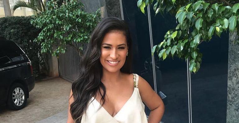 Simone quebra silêncio e revela real situação entre ela e Simaria
